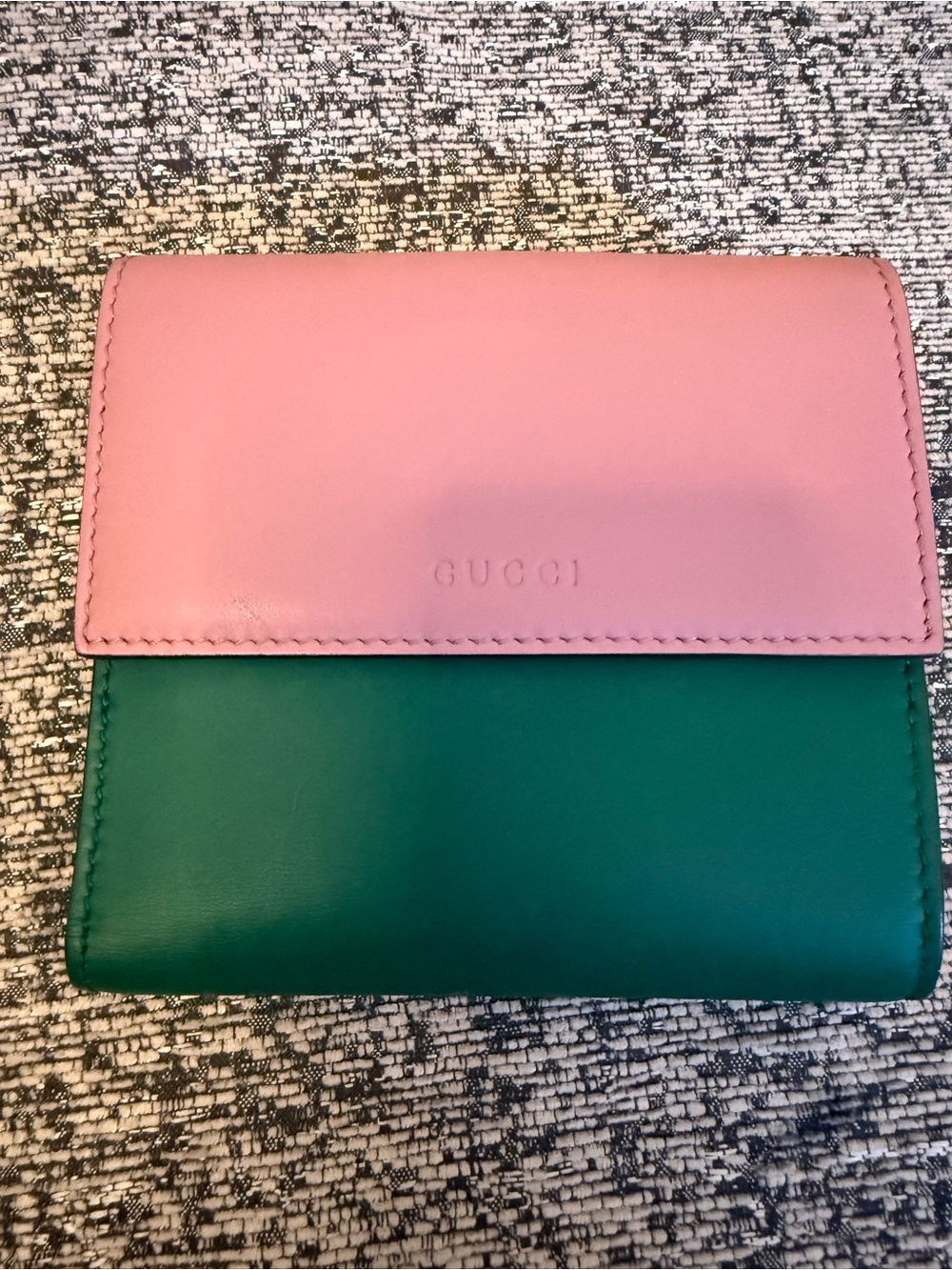 Gucci Two-Tone Pink and Emerald Leather Card Wallet